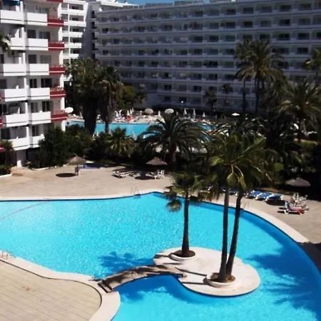 Laura * Alcudia (Mallorca)